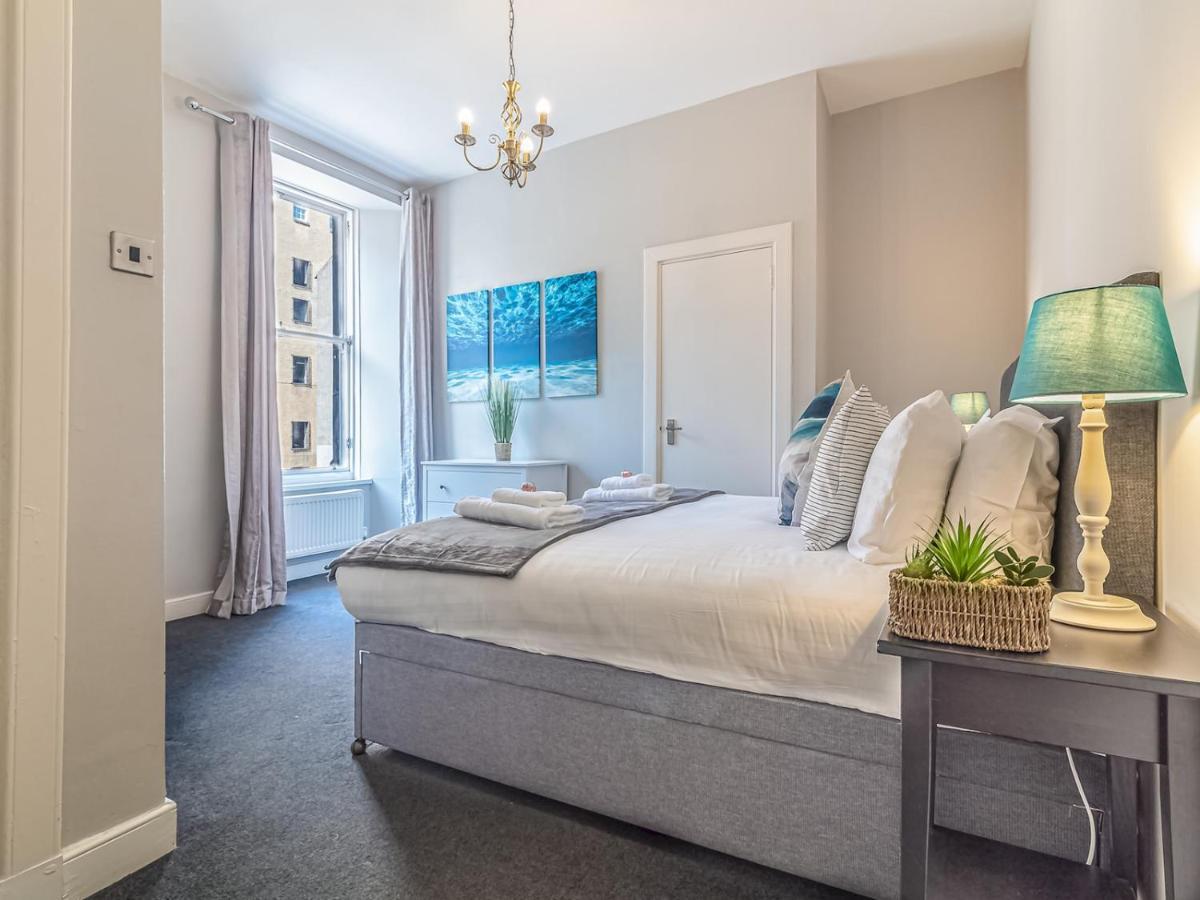 Pass The Keys Spacious And Homely Flat On The Royal Mile إدنبرة المظهر الخارجي الصورة