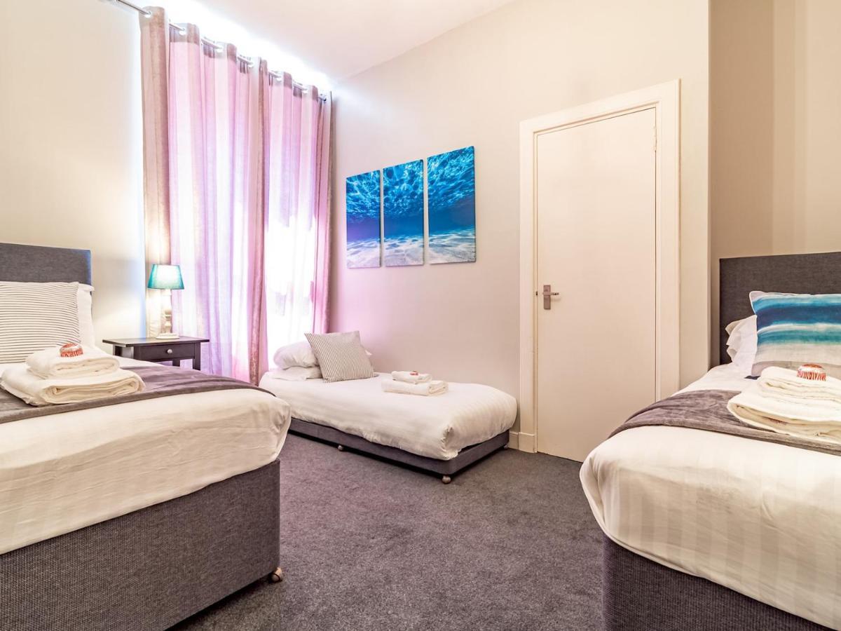 Pass The Keys Spacious And Homely Flat On The Royal Mile إدنبرة المظهر الخارجي الصورة
