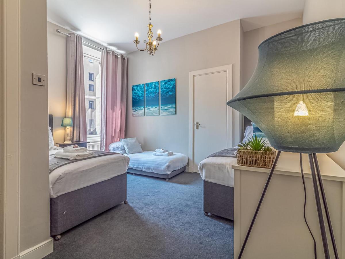 Pass The Keys Spacious And Homely Flat On The Royal Mile إدنبرة المظهر الخارجي الصورة