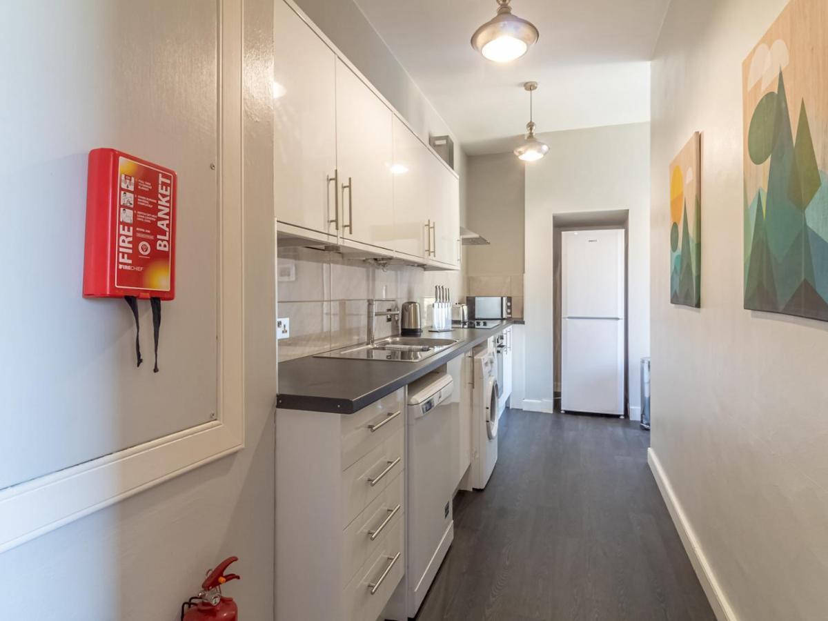 Pass The Keys Spacious And Homely Flat On The Royal Mile إدنبرة المظهر الخارجي الصورة